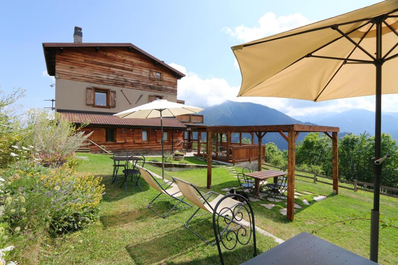 Hotel Lou Subric Stroppo Exterior foto